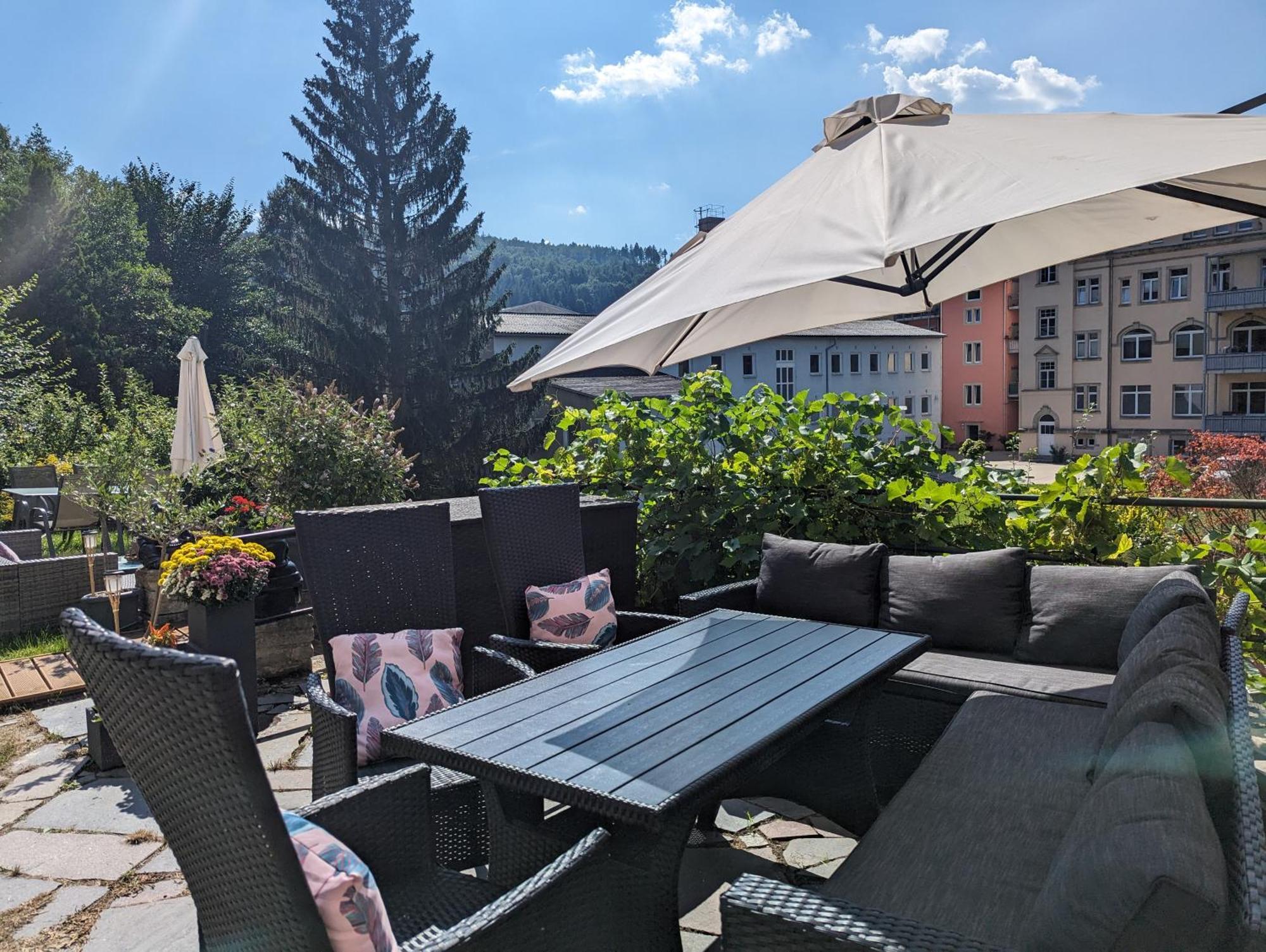 Hw2B - Urlaubsmagie - Wohlfuehlwohnung Mit Balkon, Pool, Sauna & Terrasse Sebnitz Exteriör bild