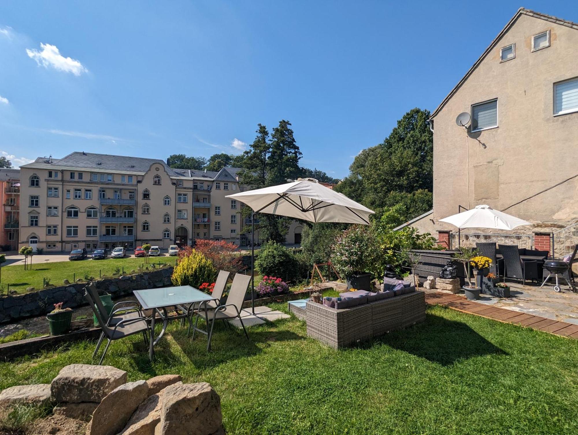 Hw2B - Urlaubsmagie - Wohlfuehlwohnung Mit Balkon, Pool, Sauna & Terrasse Sebnitz Exteriör bild