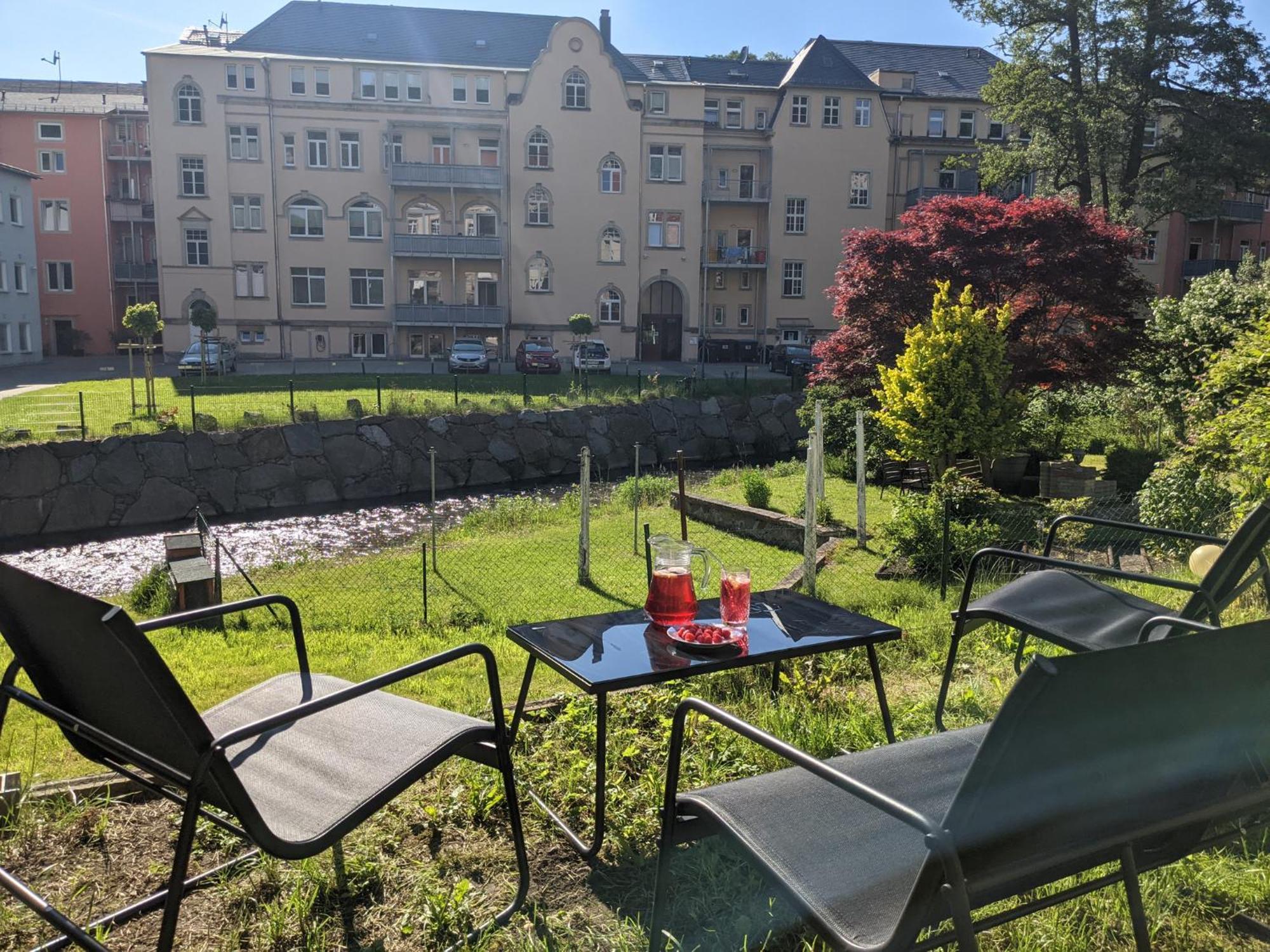 Hw2B - Urlaubsmagie - Wohlfuehlwohnung Mit Balkon, Pool, Sauna & Terrasse Sebnitz Exteriör bild